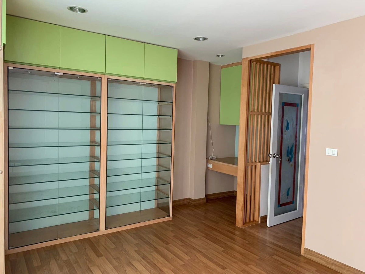 picture Townhouse for rent, Baan Klang Muang Urbanian Rama 9-Ladprao - 5/5