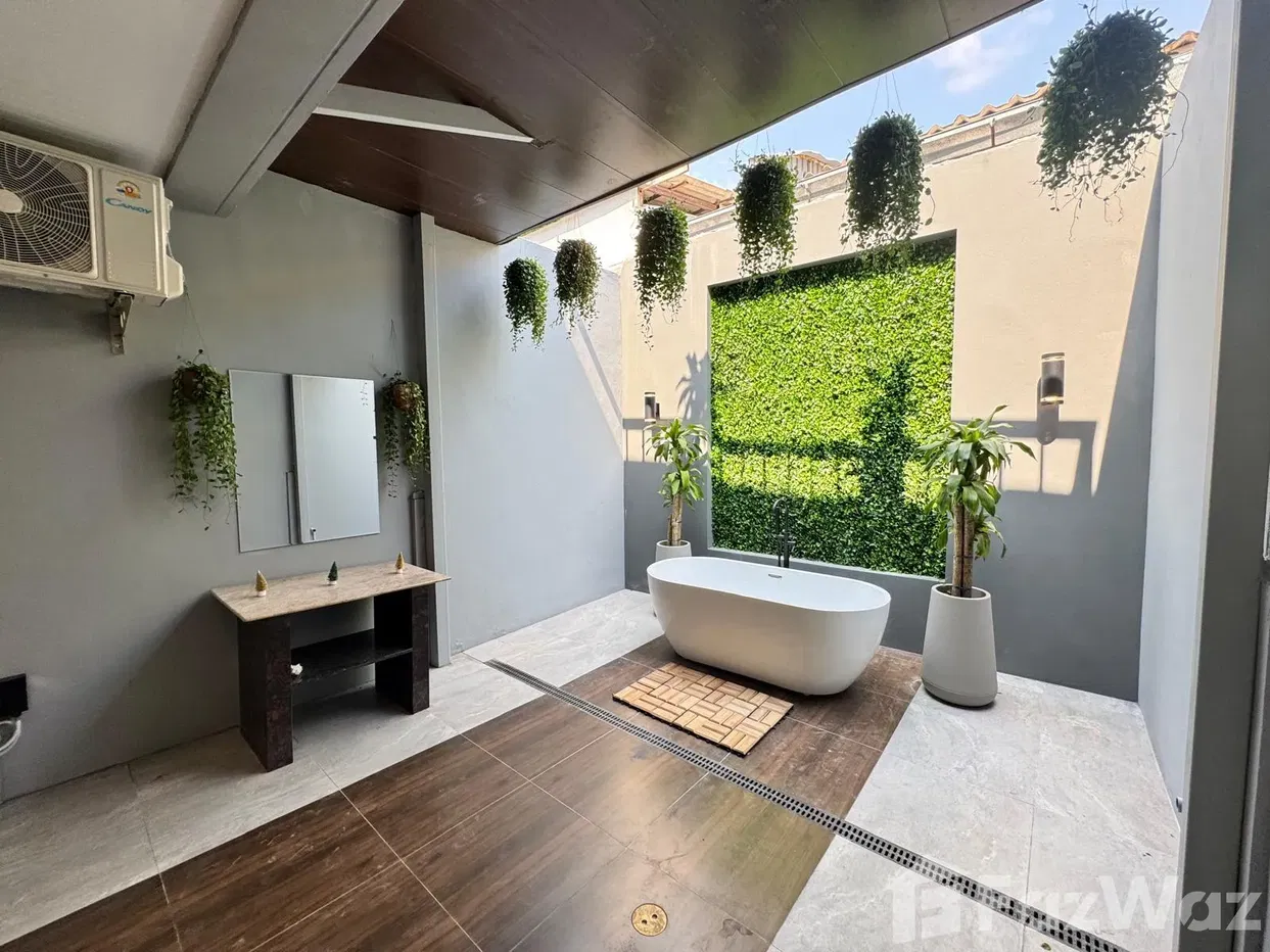 picture 2 Bedroom Townhouse for sale in Bo Phut, Surat Thani - 3/14