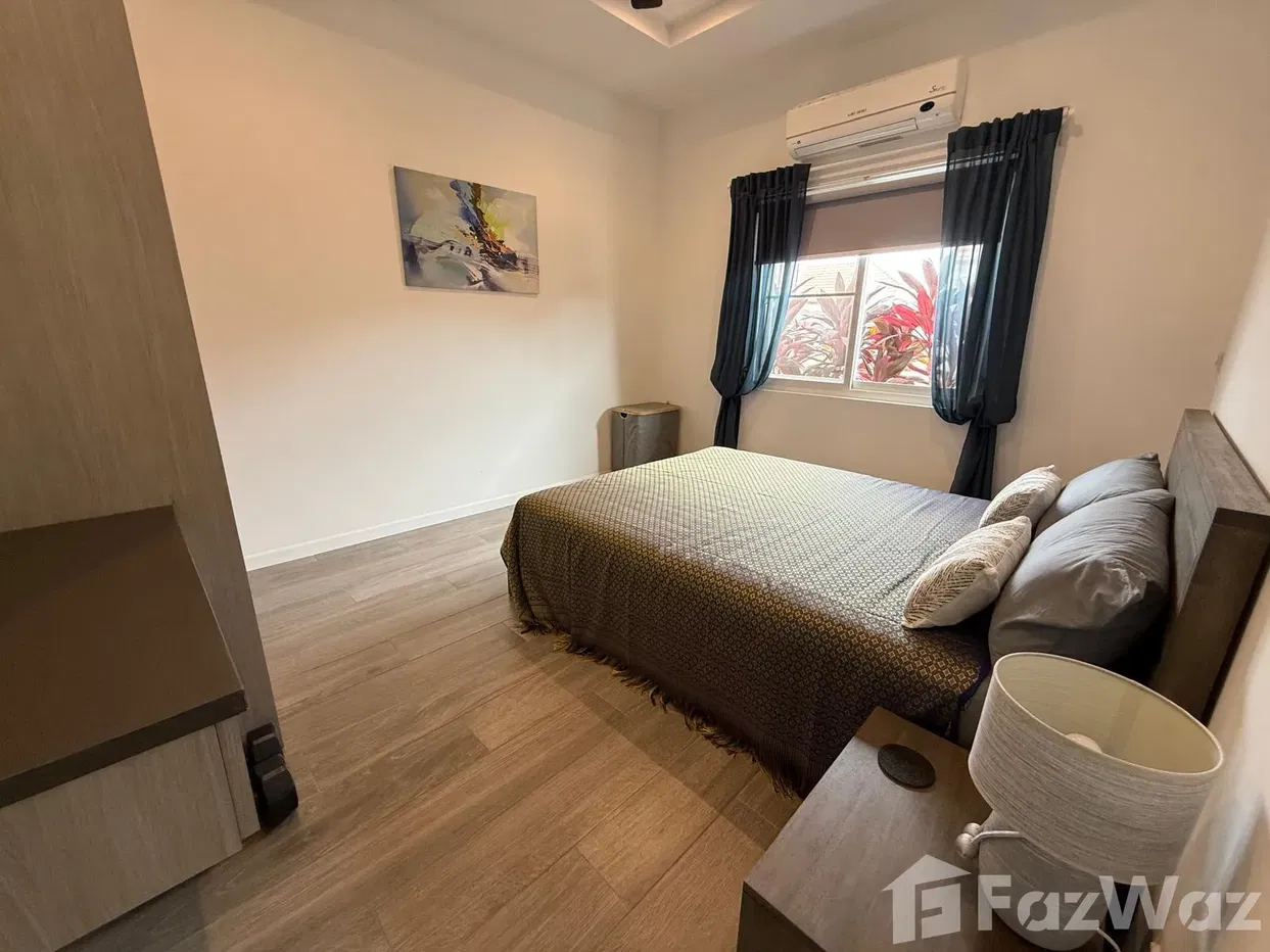 picture Spacious 3 bed 2 bath Home with Scenic Views and Privacy - 27/50