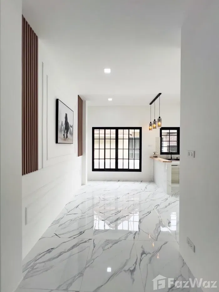 picture Detached 3-Bedroom Renovated Corner Unit in Neramit 3 - 6/16
