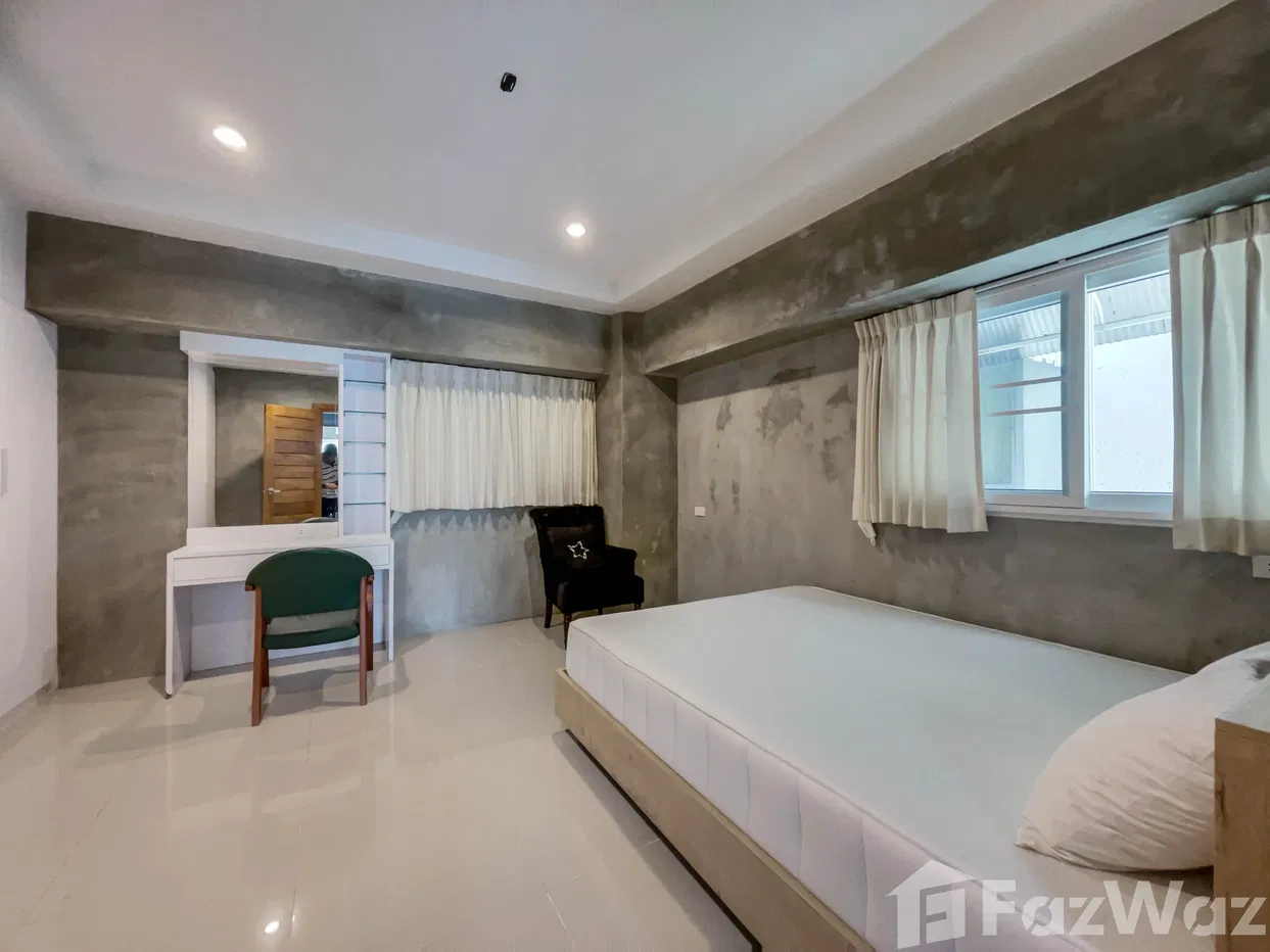 picture 3 Bed Duplex Pet Friendly Nana BTS - 12/14