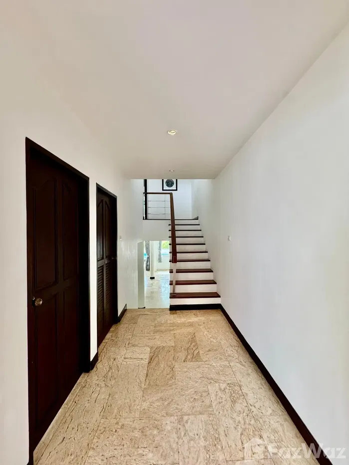 picture 3 Bedroom Villa for sale at Loch Palm Golf Club - 18/34