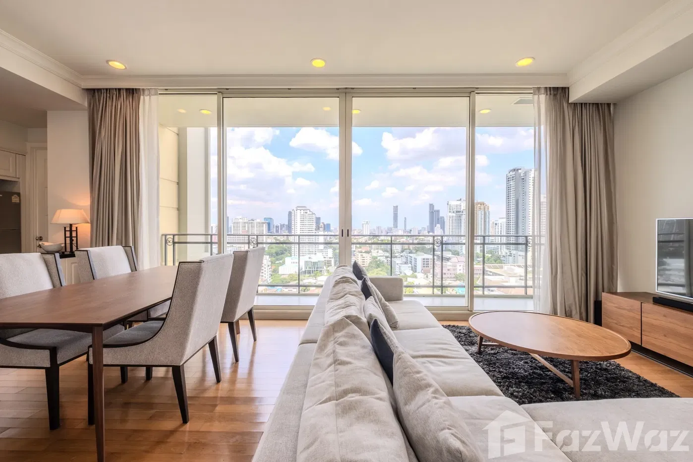 picture 2 Bedroom Condo for sale at Royce Private Residences - 16/19