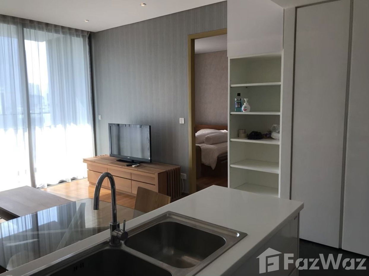 picture Great Spacious 1 Bedroom in Soi 49 - 1/8