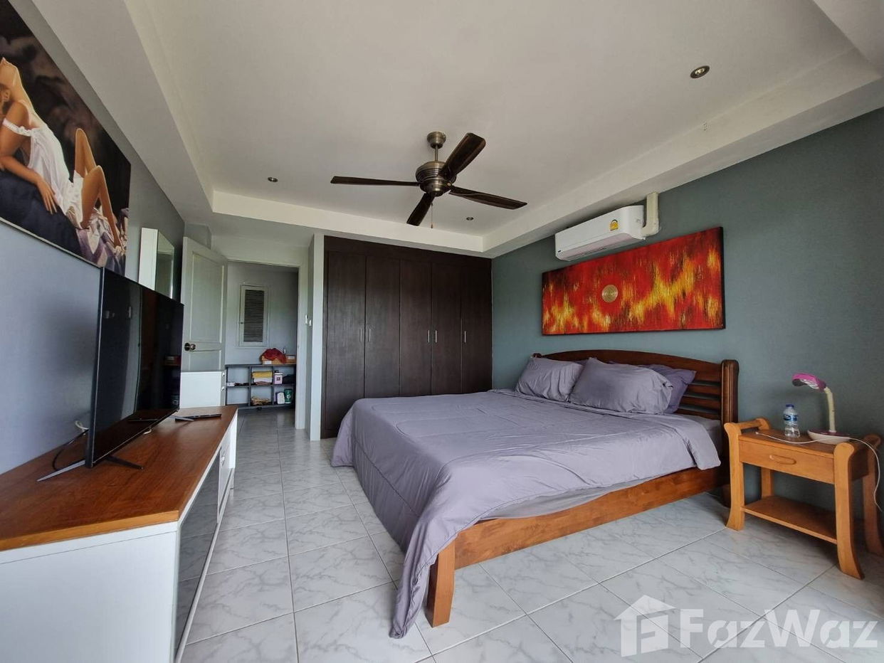 picture 2 Bedrooms Rawai condo For Sale - 9/13