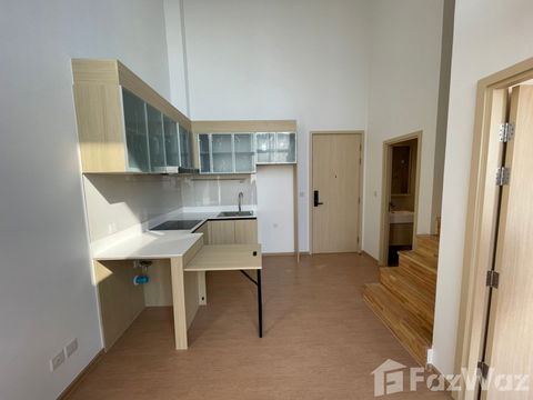 2 Bedroom Condo for sale at Maru Ekkamai 2