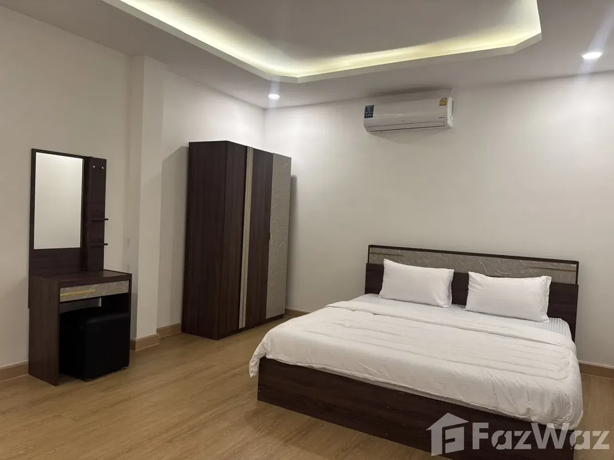picture Renovated 3BR Semi-Detached House in Prime Chalong Location - 18/24
