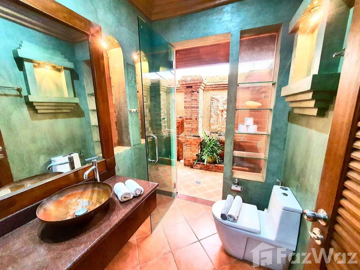picture Stunning Balinese - Style Villa For Sale - 20/24