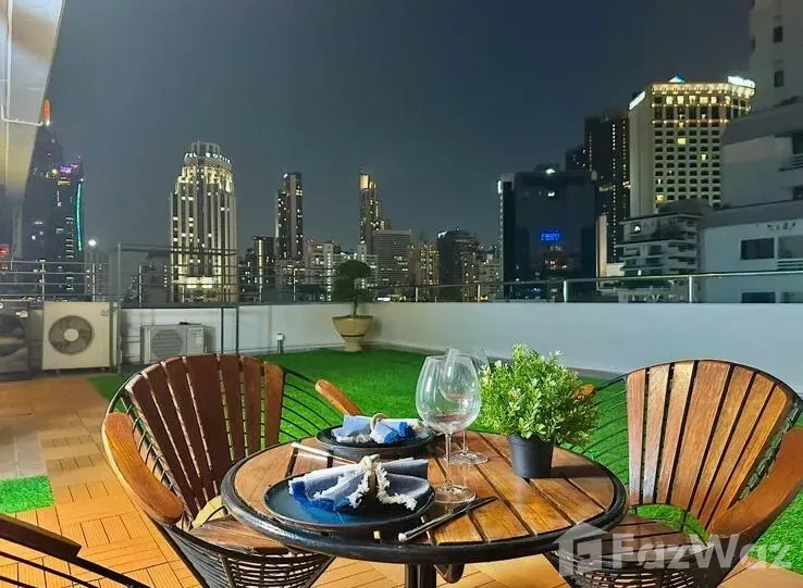 picture Rare 3-Bedrooms Condo with Huge 70 sqm Private Terrace Sukhumvit Casa Condominium - 13/14