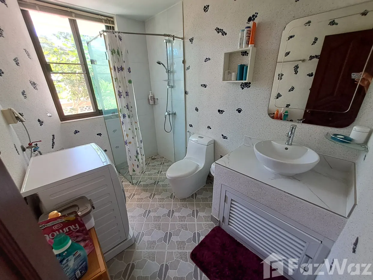 picture reduced! 4 Bedroom Villa at Royal Garden - 30/47