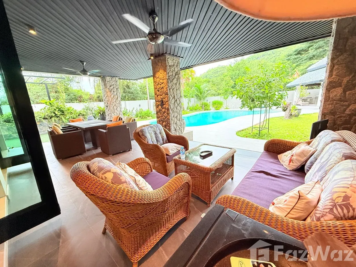 picture Rare 5-Bedroom Villa Near Hua Hin Town with Mountain Views - 6/44
