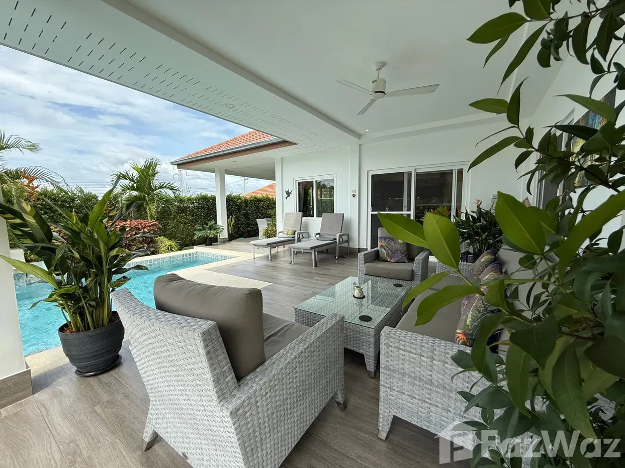 picture Spacious 3 bed 2 bath Home with Scenic Views and Privacy - 6/50