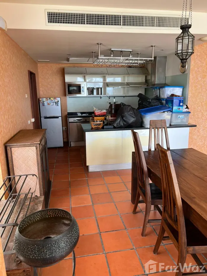 picture Stunning 2 Bed + Study Seaview Freehold Condo - 13/24