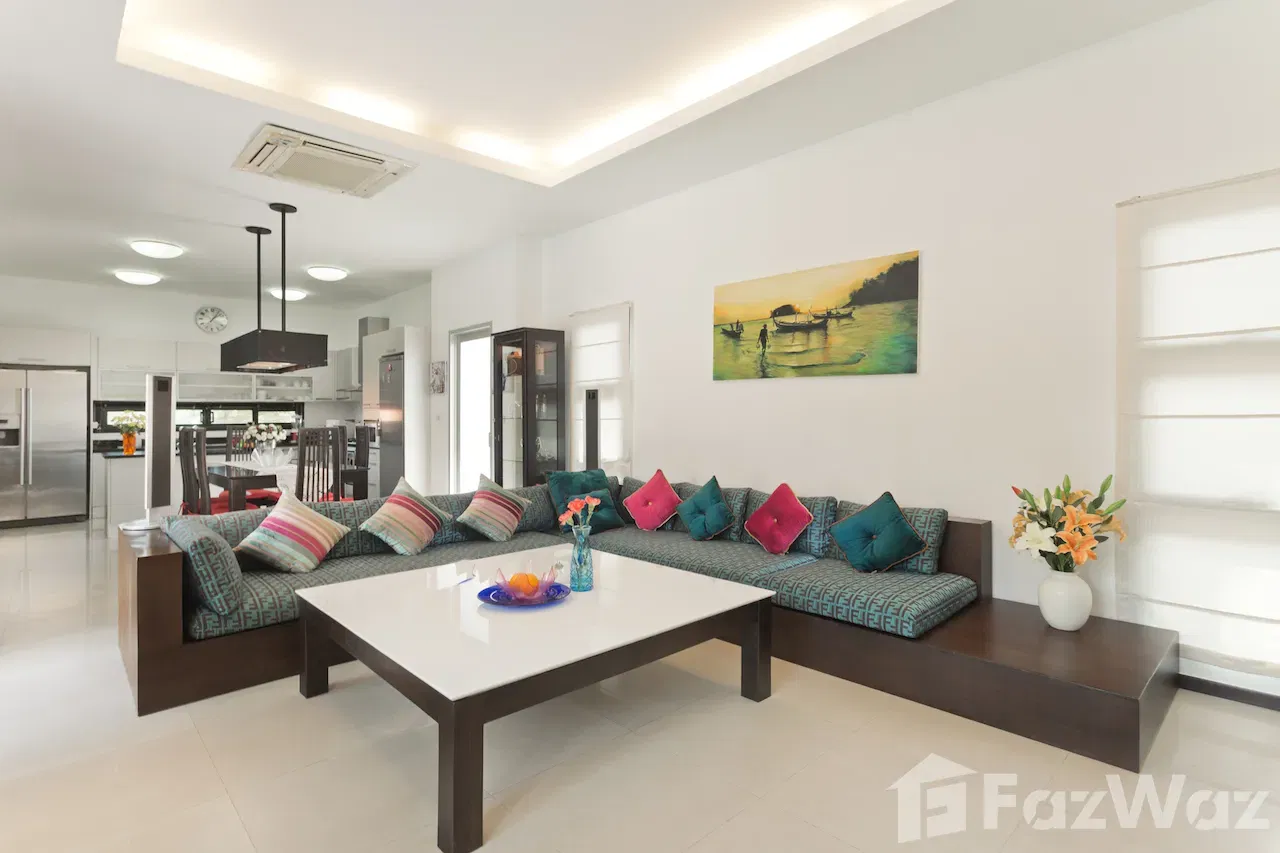 picture 8 Bedroom Villa for sale at Rock Pool Villa - 16/32