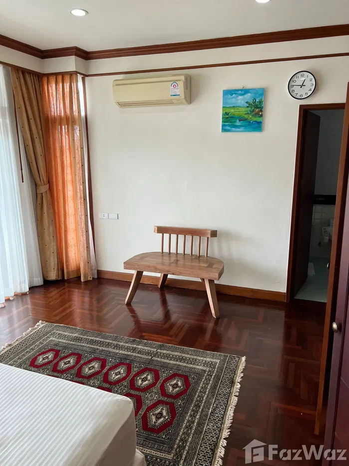 picture Golf-View 3 Bedroom Freehold Condo - 24/47