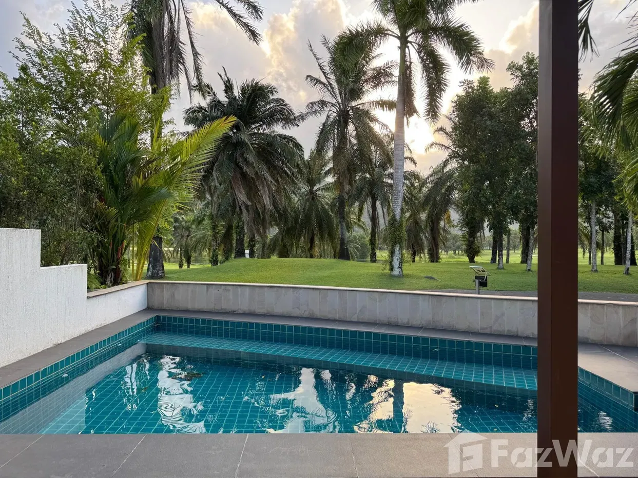 picture 3 Bedroom Villa for sale at Loch Palm Golf Club - 3/34