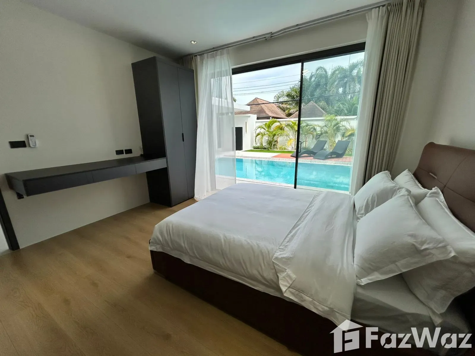 4 Bedroom Villa for rent in Rawai, Phuket  5653108 - image 2