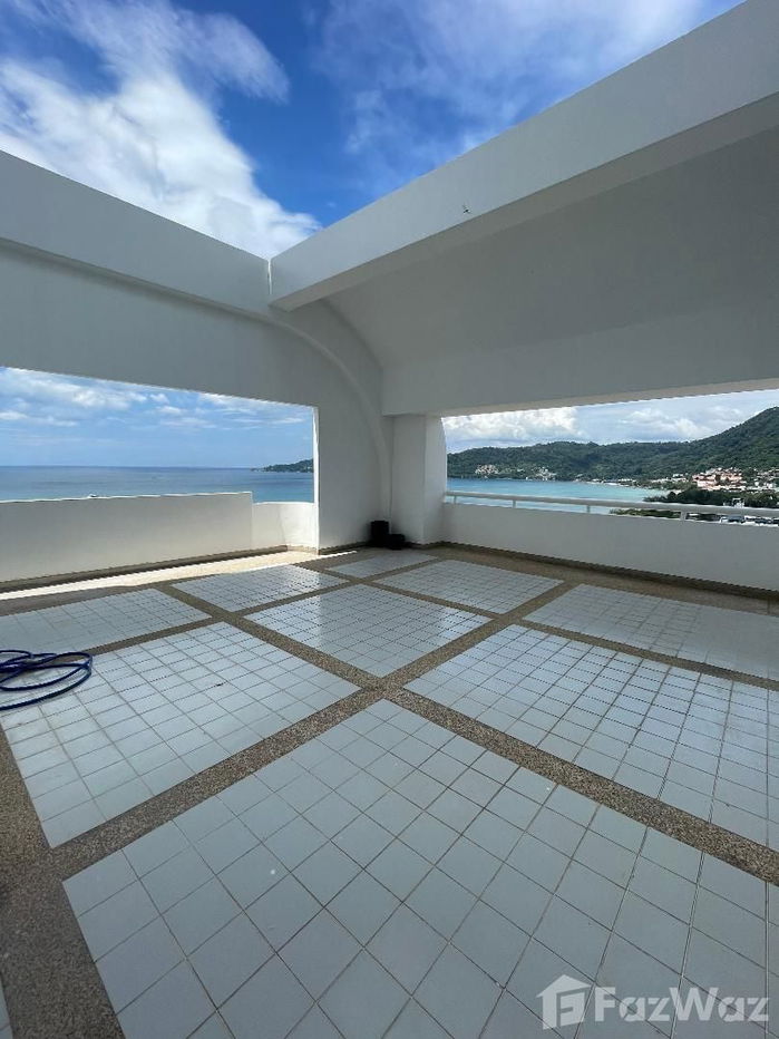 picture Oceanfront Luxury Patong Tower Condo For Sale - 44/51