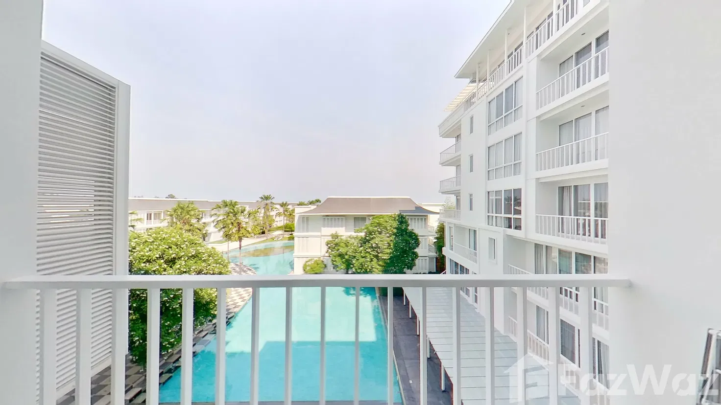 picture Live it Up at the idyllic Malibu Kao Tao in Prachuap Khiri Khan! - 5/12