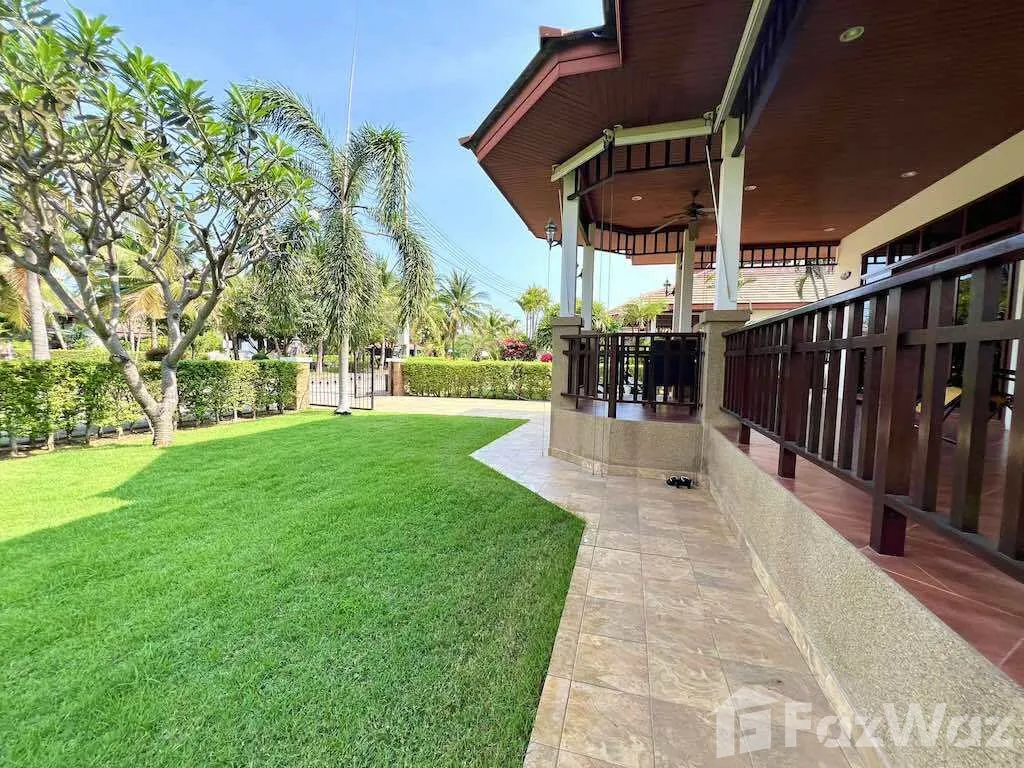 picture 2 Bedroom Villa for sale at Manora Village II - 2/12