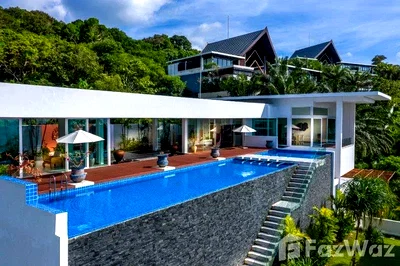 Houses for sale Kathu Phuket : Beautiful 6 bedrooms oceanfront villa for sale in kamala 5635944