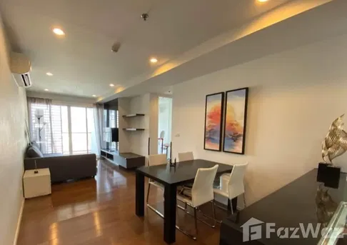Live Quaintly in the Khlong Toei Nuea Epicenter: 15 Sukhumvit Residences
