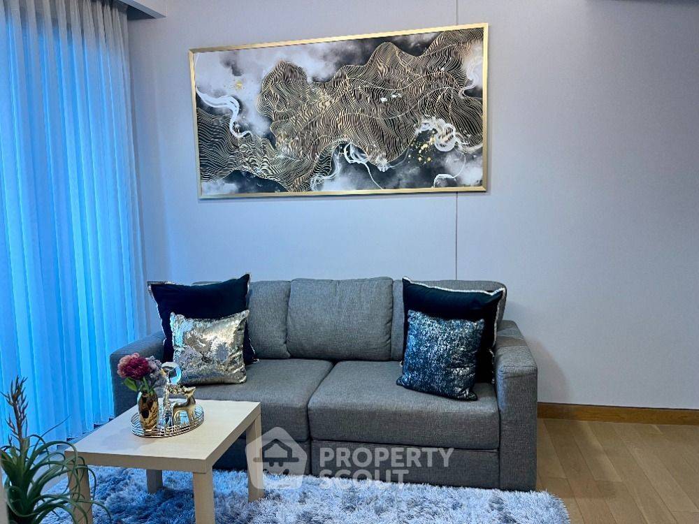 picture 2-BR Condo at The Lumpini 24 near BTS Phrom Phong (ID 825680) - 2/12