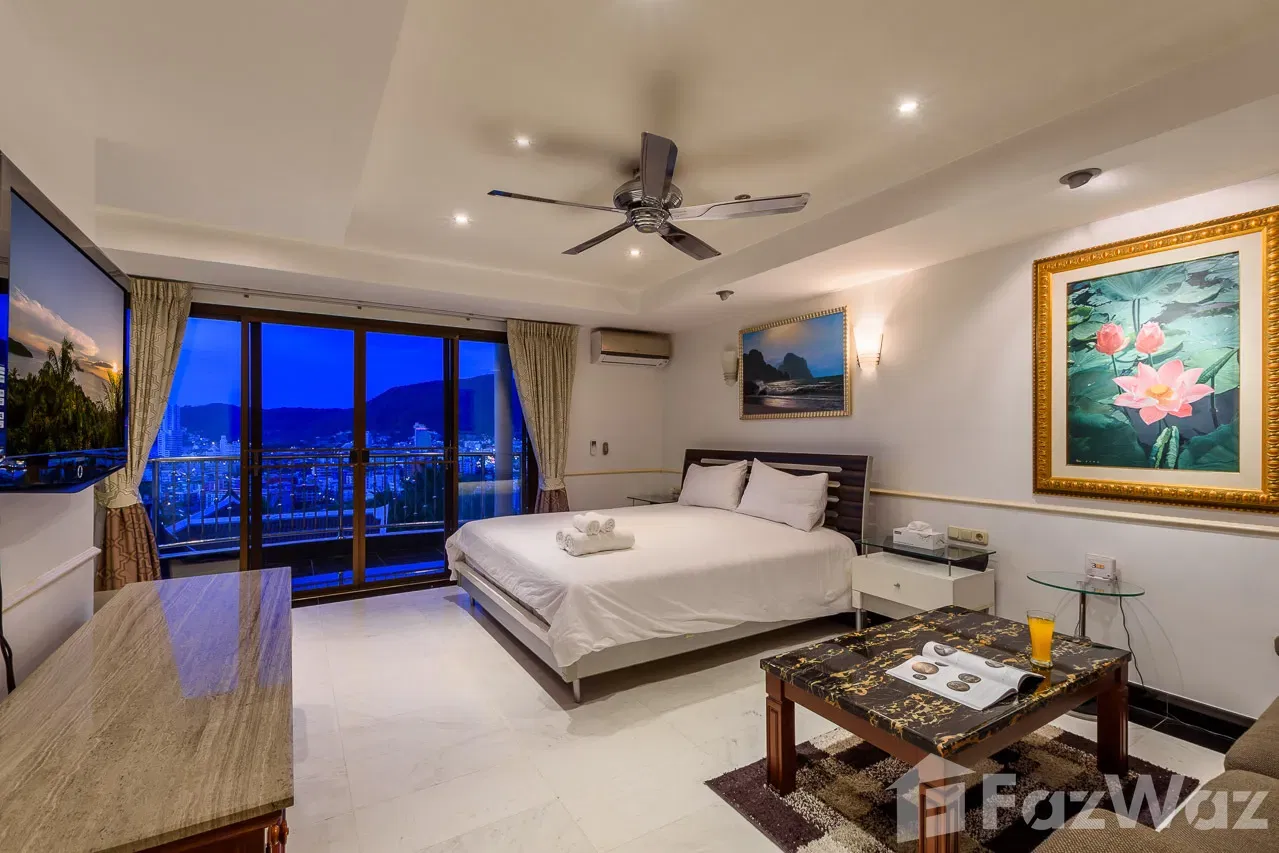 picture Stunning seaview townhouse with shared pool and garden. - 16/30