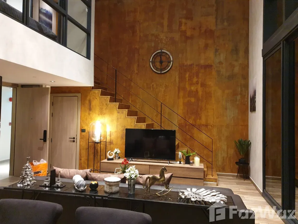 รูป Stylish 1-Bedroom Duplex for Rent at Loft Asoke 5566604 - รูปที่ 7/15