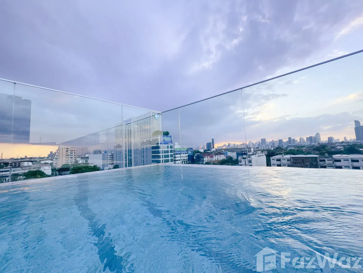 picture BTS E10(500m) /Low Rise Cozy Condo/ RoofTopPool/gym - 24/59