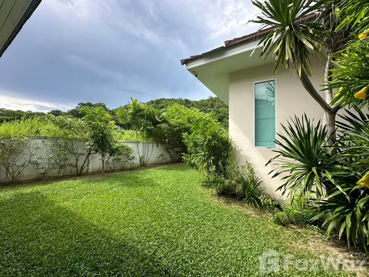 picture Red Mountain Luxury Villa,3 Beds with 1 Guesthouse For Sale - 29/31