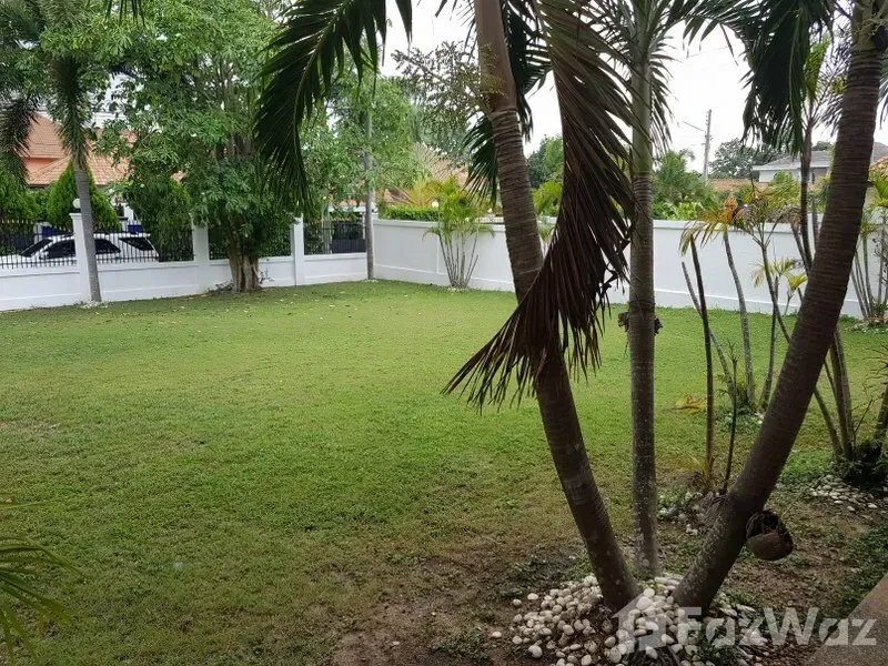 picture 4 Bedroom Villa for sale at Lakeside Court - 19/48