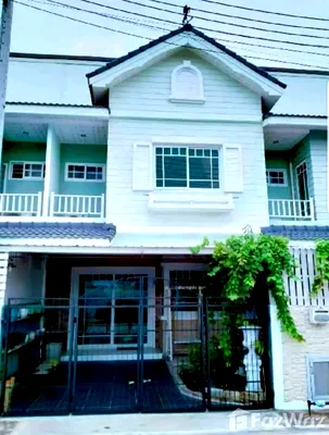 Townhouses for rent Bang Lamung Chonburi : 3 Bedroom Townhouse for rent in Huai Yai, Chon Buri