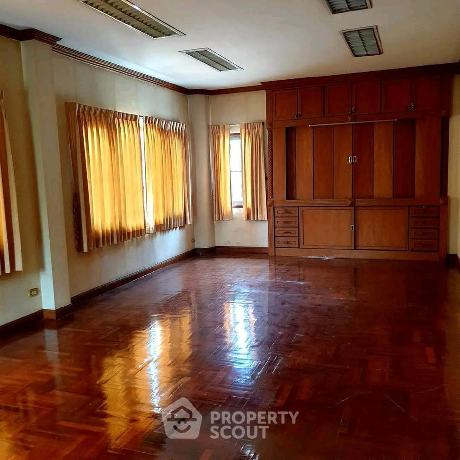 รูป บ้าน 3-ห้องนอน ใกล้ MRT หลักสอง (ID 2079104) - รูปที่ 10/13