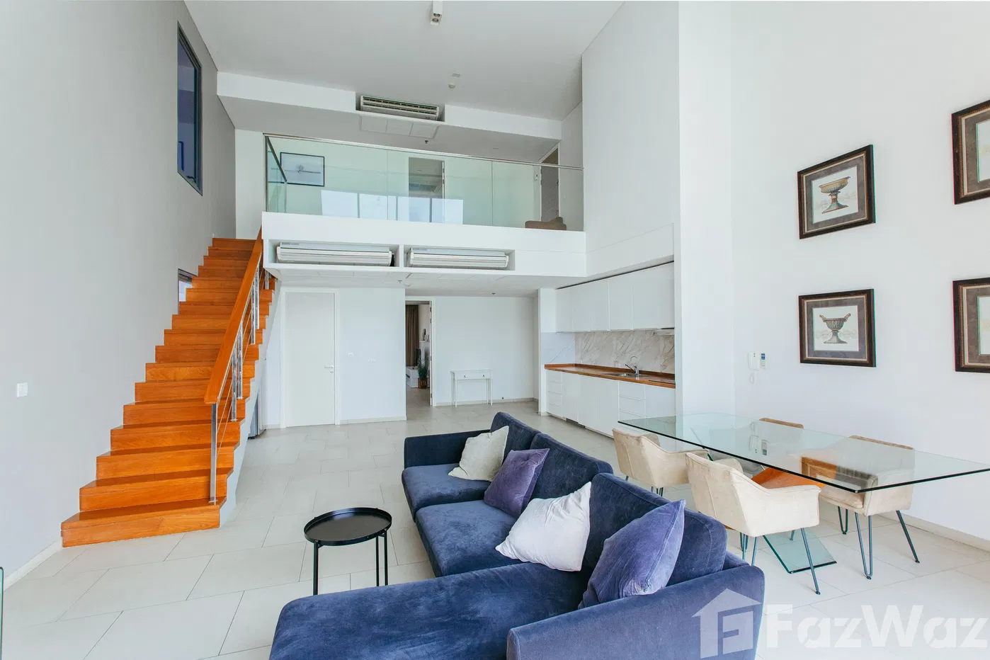 picture Duplex 3 bed 4 bathroom in Zire Wongamat in North Pattaya, - 5/12
