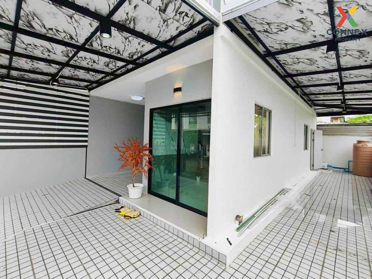 picture For Sale Townhouse/Townhome  , Baan Pruksa 105 Chalong Krung - Ladkrabang , corner unit , newly renovated , Thap Yao , Lat Krabang , Bangkok , CX-127471 ✅ Live chat with us ADD LINE @connexproperty ✅  - 5/12