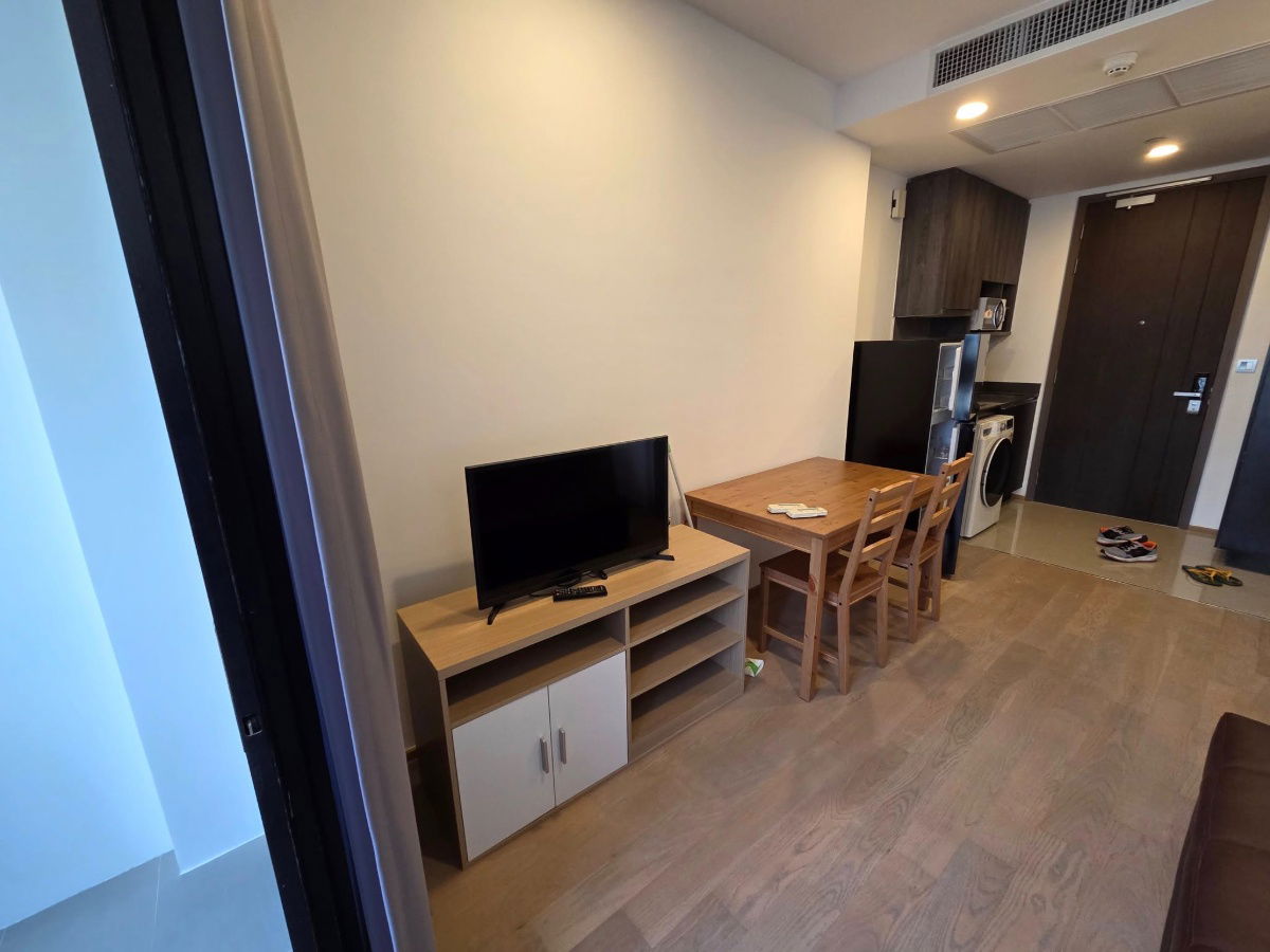 picture MRT SamYan 410 m. Price  25,000 Baht Condo Ashton Chula - Silom ( Rental ) - 8/21