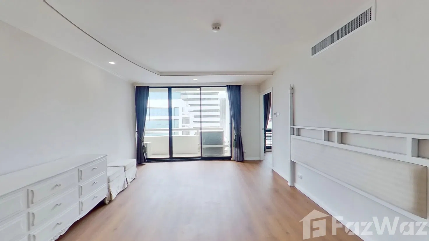 รูป Newly Renovated Large Unit for Rent 1164276 - รูปที่ 16/17