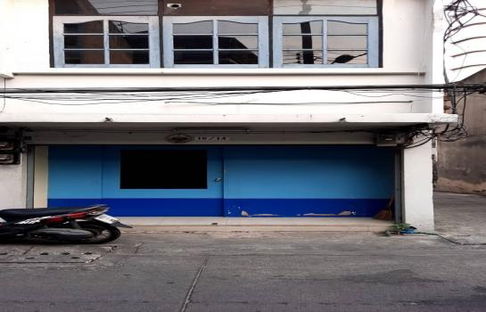 อาคารพาณิชย์ให้เช่า 2 ชั้น (11 ตรว) 2 ห้องนอน 1 ห้องน้ำ 1 ห้องครัว ถนนจันทร์ ตรงข้ามวัดไผ่เงิน เหมาะหรับหรับทำกิจการ 12,000 เจ้าของประกาศเอง