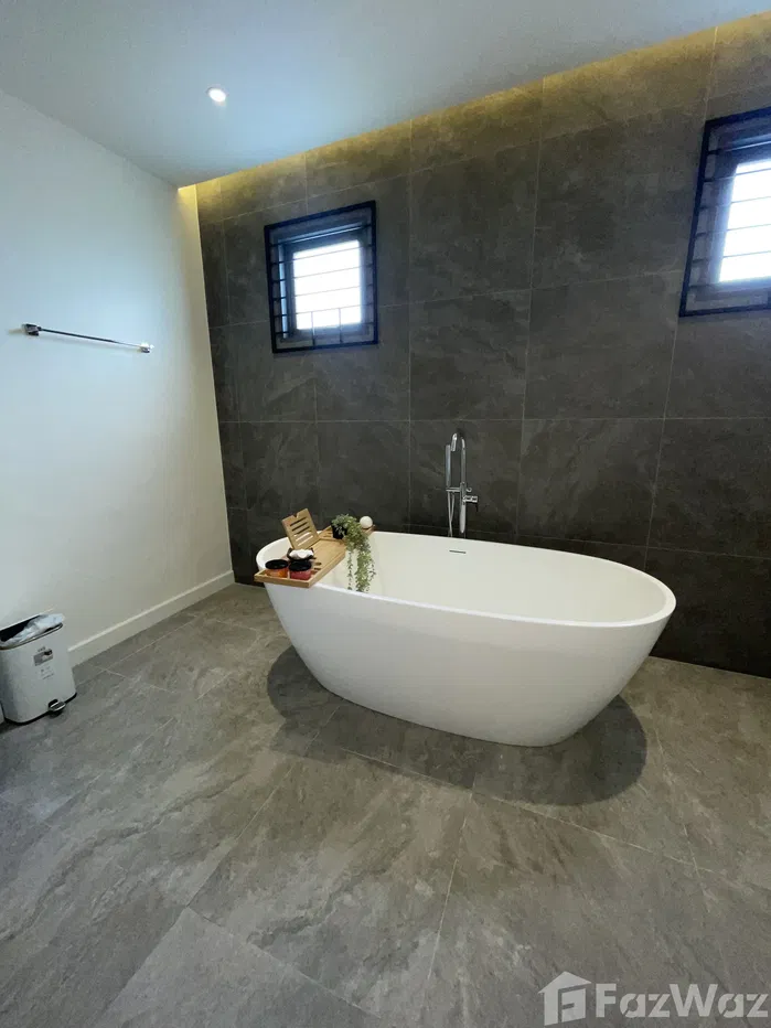 picture 5 bedrooms, 7 bathrooms 2.7 2.7 million - 15/26