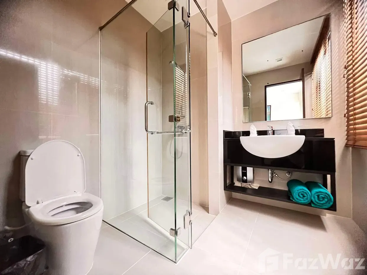 picture 3 bedroom townhouse located in Laguna area. - 18/23