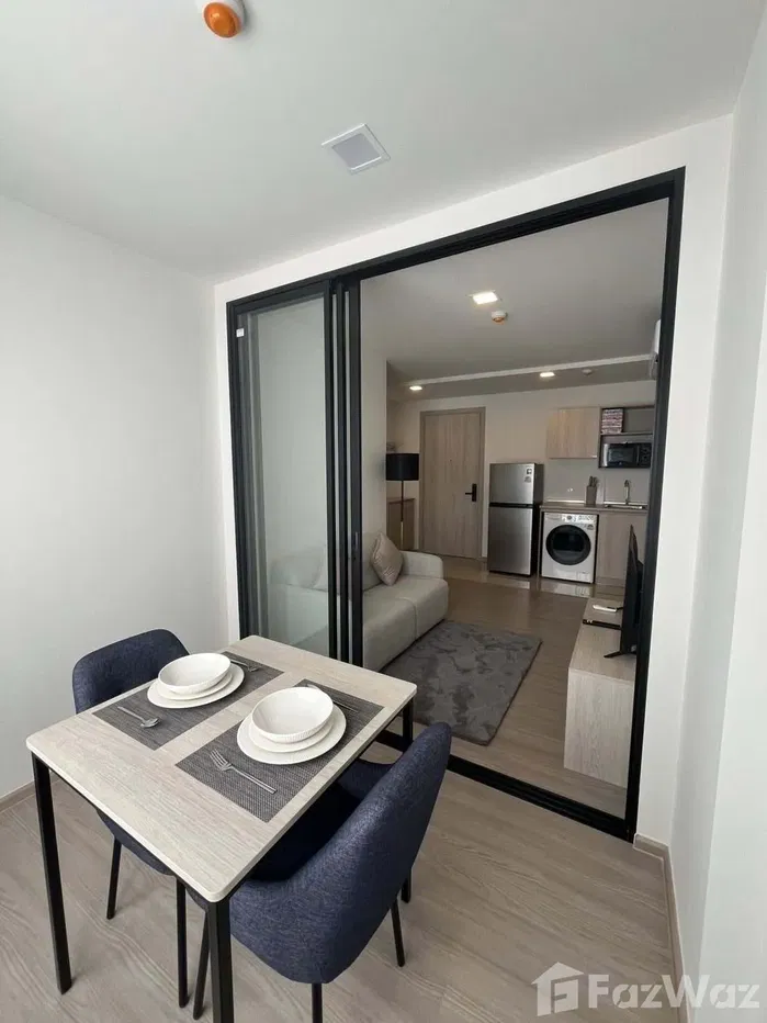 picture 1 Bedroom Plus Condo for sale - 2/5