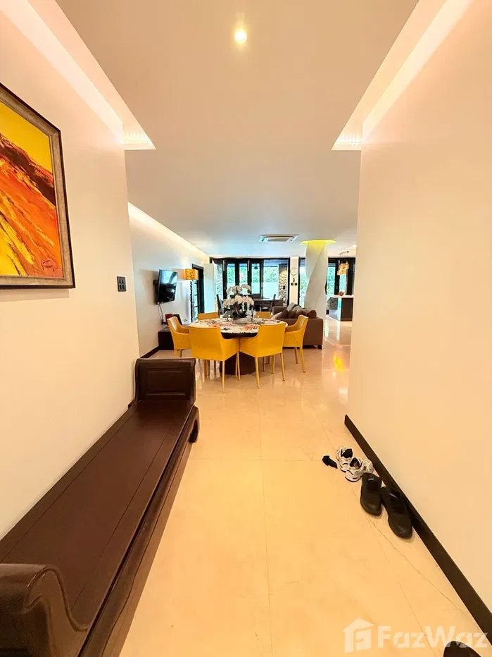 picture Rare 5-Bedroom Villa Near Hua Hin Town with Mountain Views - 15/44