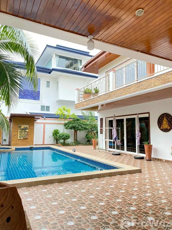 รูป วิลล่าให้เช่า 5 ห้องนอน ใน เมืองพัทยา, ชลบุรี 5633868 - รูปที่ 2/29