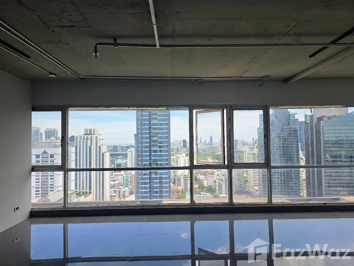 picture Sales of 93.5 sqm Bangkok Apartment Corner Unit on 37 Floors - 6/20