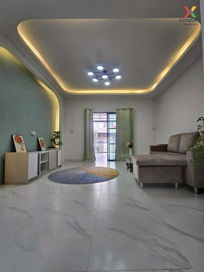 picture For Sale Townhouse/Townhome  , Baan Manawadee , Bang Khu Rat , Bang Bua Thong , Nonthaburi , CX-114926 ✅ Live chat with us ADD LINE @connexproperty ✅  - 9/12