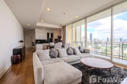 2 Bedroom Condo for sale at Royce Private Residences