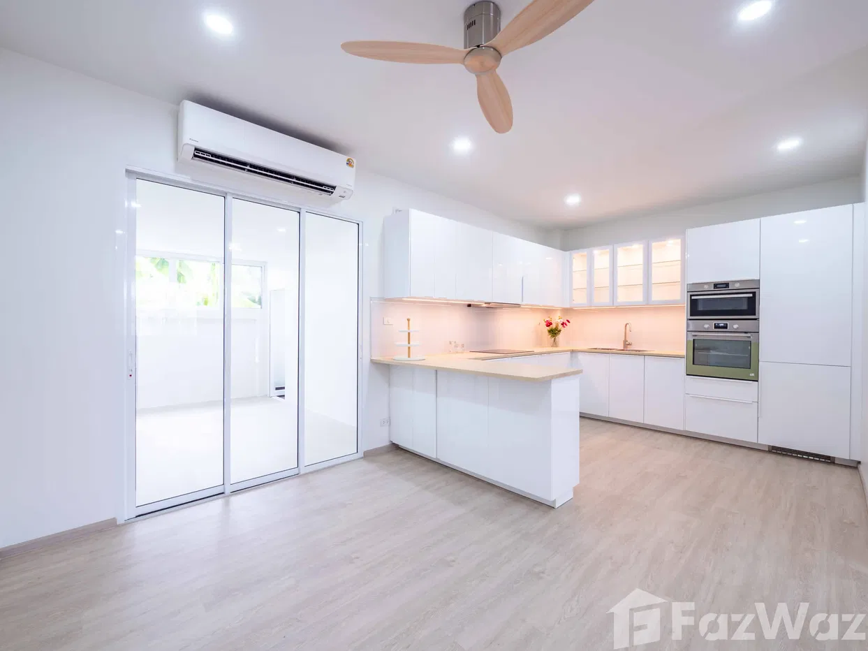 picture 3 Bedroom Townhouse for sale in Chalong, Phuket - 3/21