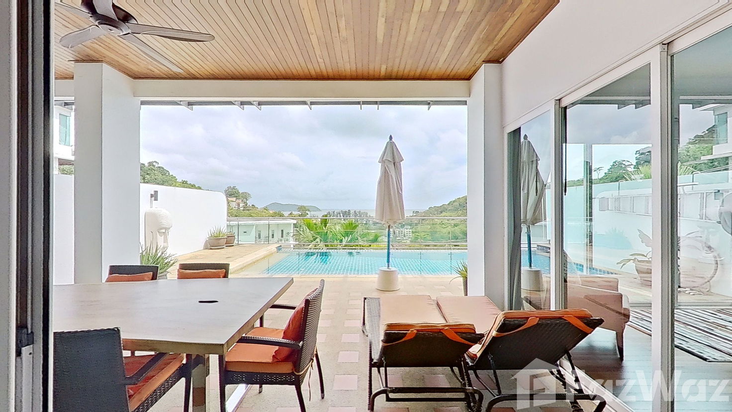 picture Stunning Sea View Pool Condo - 2/19
