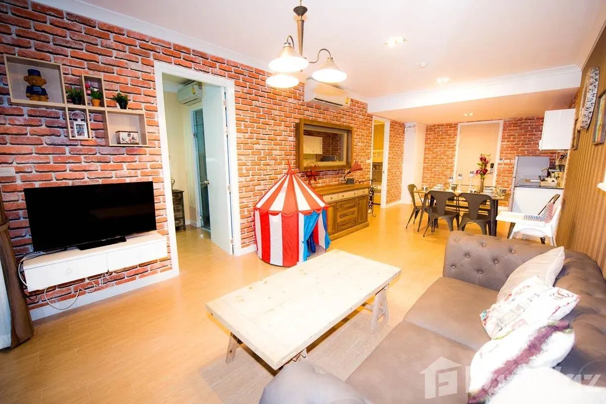 picture 2 Bedrooms unit near Cicada Market and Tamarind Market 1875364 - 25/55